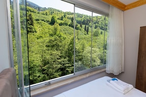Family Bungalow | 2 bedrooms, free WiFi, bed sheets