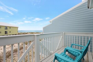 Property grounds - Gulf view, family-friendly townhome (Gulf Shores)