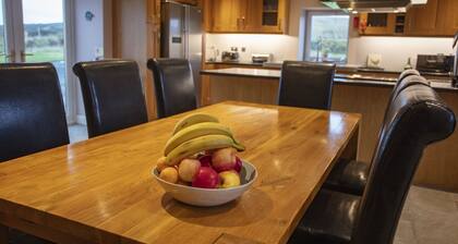 Kentraw Farmhouse : Luxury Accommodation, Stunning Location With Panoramic Views
