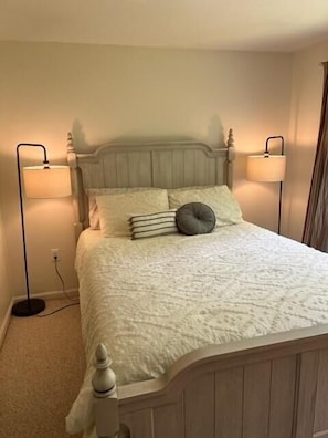 3 bedrooms, iron/ironing board, travel cot, WiFi