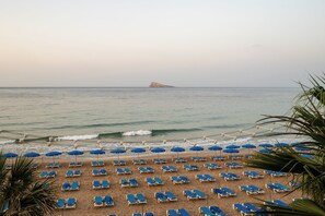 On the beach - Mara Boutique Apartments (Benidorm)