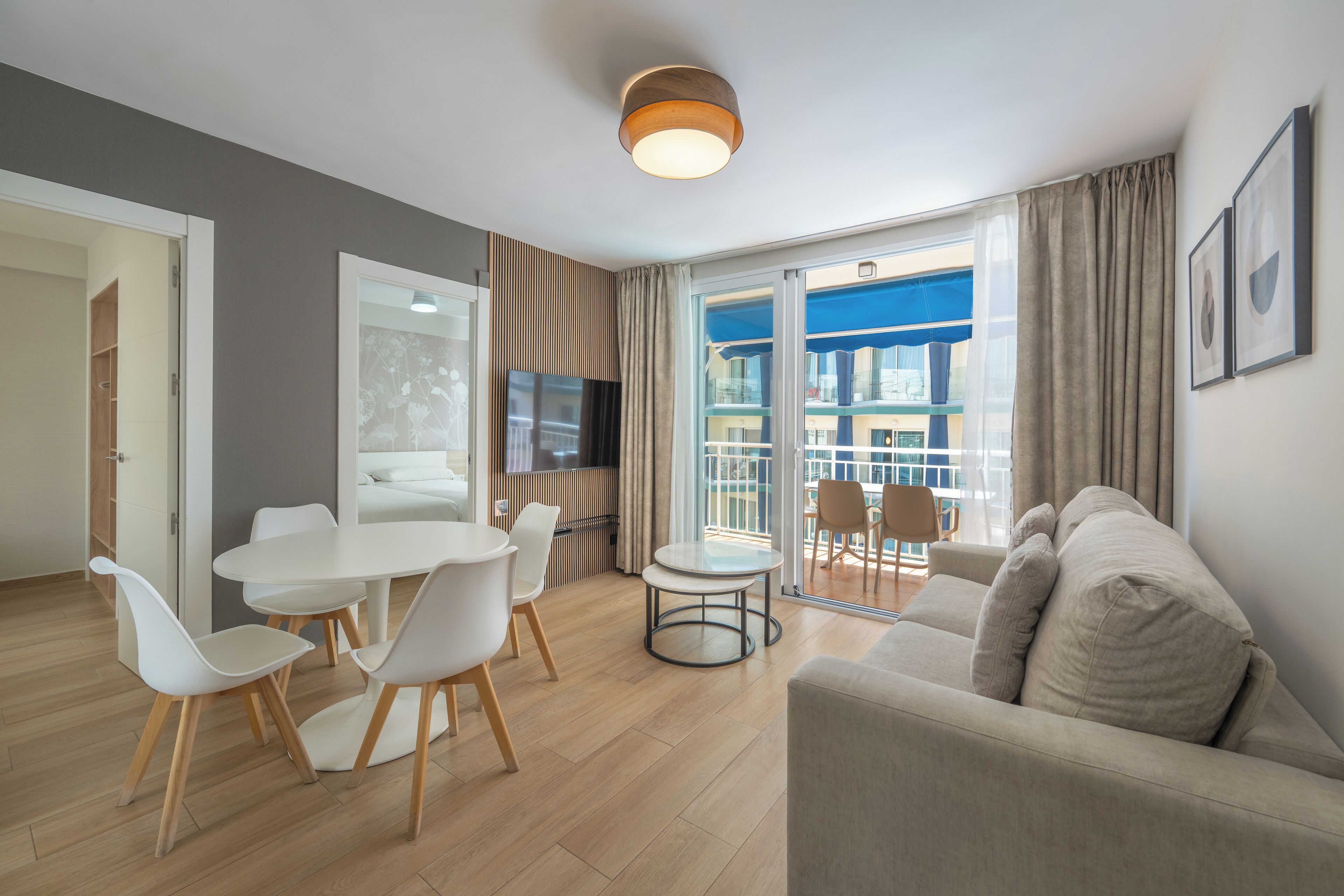 Family Apartment, 3 Bedrooms | Living area