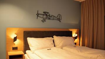 Studio | In-room safe, desk, laptop workspace, free WiFi
