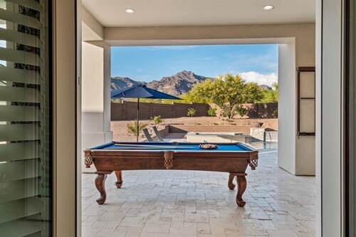 Views, Outdoor Games, Htd Pool & Spa