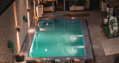 Platinum Cocotiers Hotel