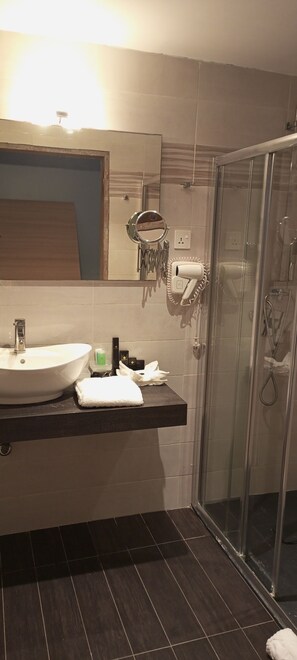 Luxe kamer | Badkamer