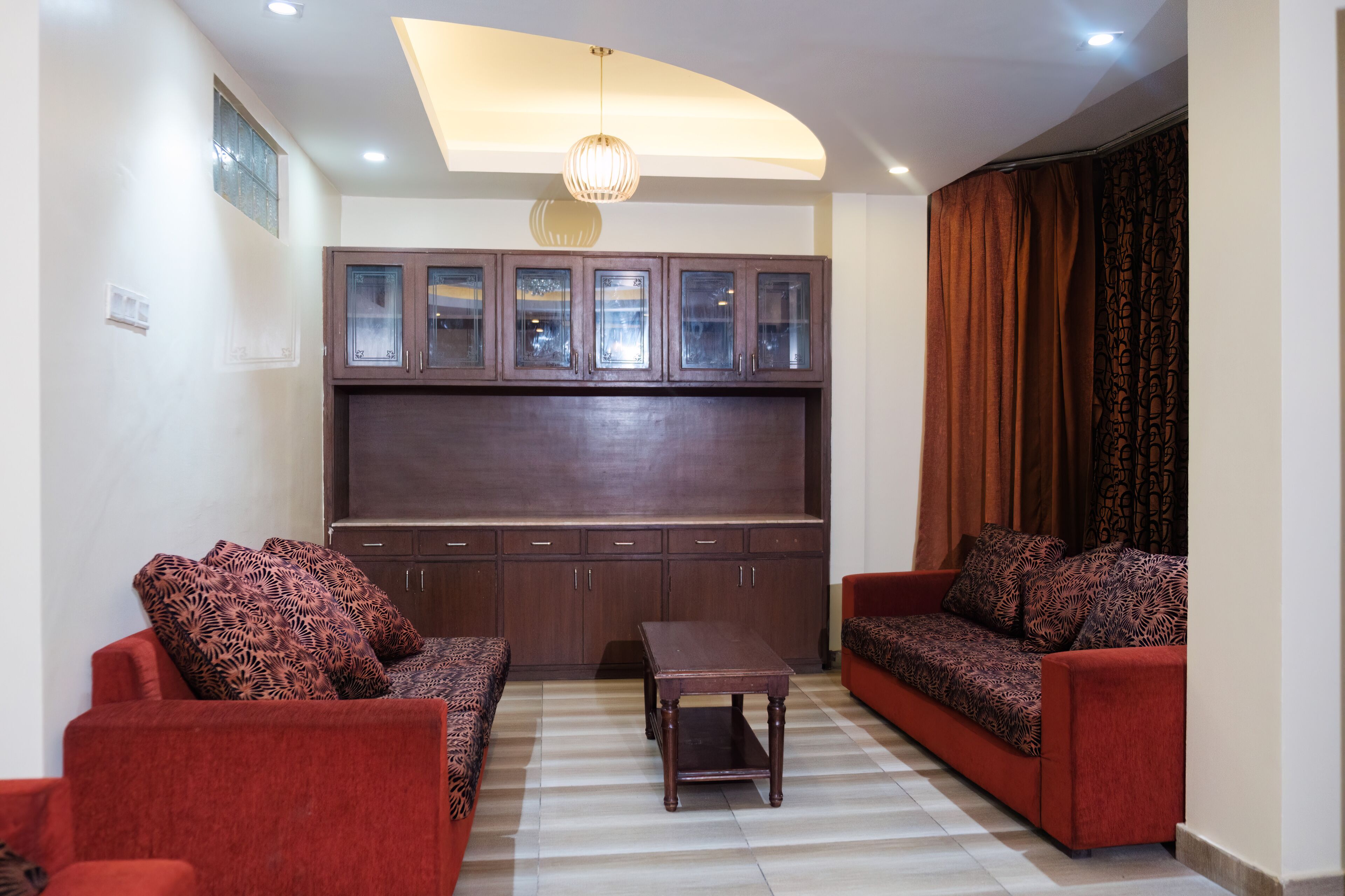 Deluxe Apartment | Living room | TV, iPod dock