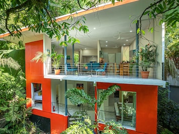 La Casa Roja