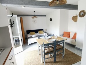 Strygejern/strygebræt, weekendseng, gratis Wi-Fi, sengetøj