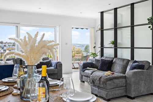 The Retreat, Brixham -  a house that sleeps 6 guests  in 3 bedrooms