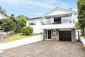 Exterior - The Retreat, Brixham -  a house that sleeps 6 guests  in 3 bedrooms (Brixham)