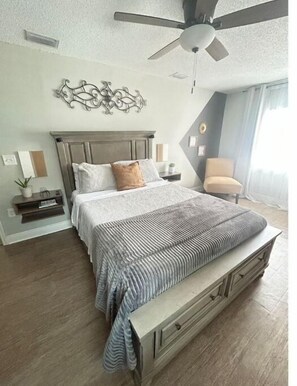 1 bedroom, travel cot, free WiFi, bed sheets