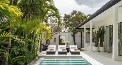 3 Bedroom Aesthetic Villa, Closed to canggu center