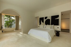 3 chambres, coffre-fort, bureau, fer et planche à repasser