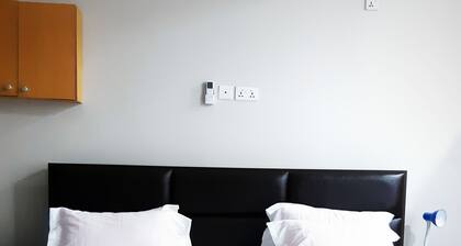 Julbert Plaza Hotel