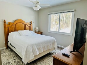 3 bedrooms, WiFi, bed sheets