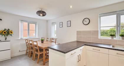 Host & Stay | Cayton Bay Cottage