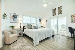 3 bedrooms, desk, iron/ironing board, free WiFi