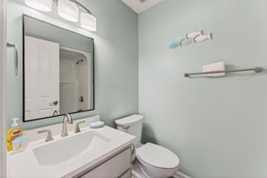 Unclassified image, 2 of 53, button