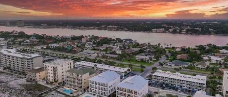 المنشأة من الخارج