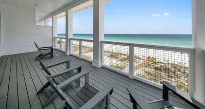 Beach Front 8 BR 6 BA + Pool & Hot Tub + Pickleball Fun