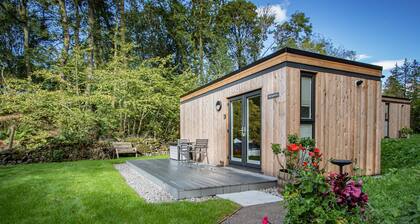 Spring Wood Woodland pod - a holiday Pod that sleeps 2 with an en-suite