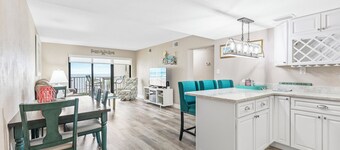 Oceanfront Retreat-Pool-Castle Reef 412