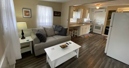 Cozy cottage for a couple's weekend get away!