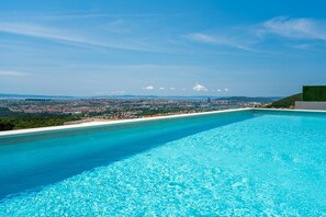 Pool - Villa Fortress, private pool, Game room, sea views (Klis)