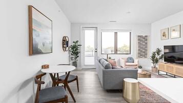 Télévision, espaces bureaux