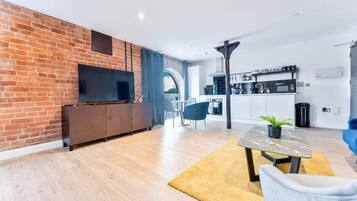 TV, offices