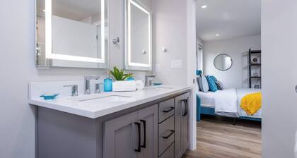 Modern Living next to Titletown, Green Getaway!