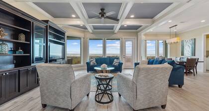 Seahorse Beachfront Model - Luxury 5 Bed / 7 Bath with Elevator & Cabana Service