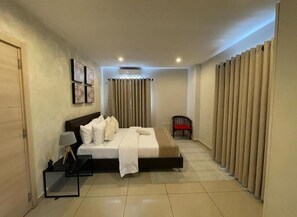 Free WiFi - Belleson Homes The Gallery Luxury Apart (Accra)