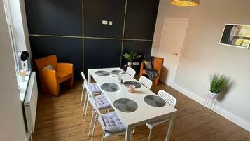 43-inch LED TV with digital channels, TV