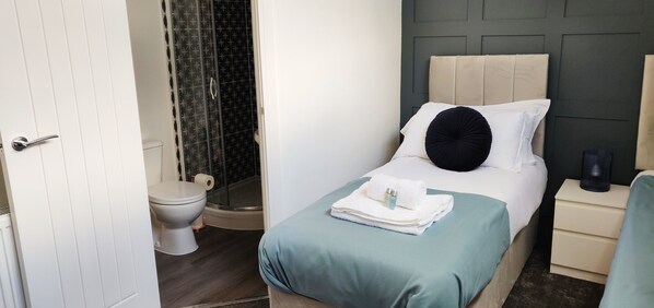 Tabla de planchar con plancha y wifi gratis 