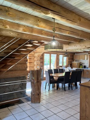 Dining - Magnifique Chalet en Rondins 6/8 Personnes Avec Sauna à LA Bresse (La Bresse)