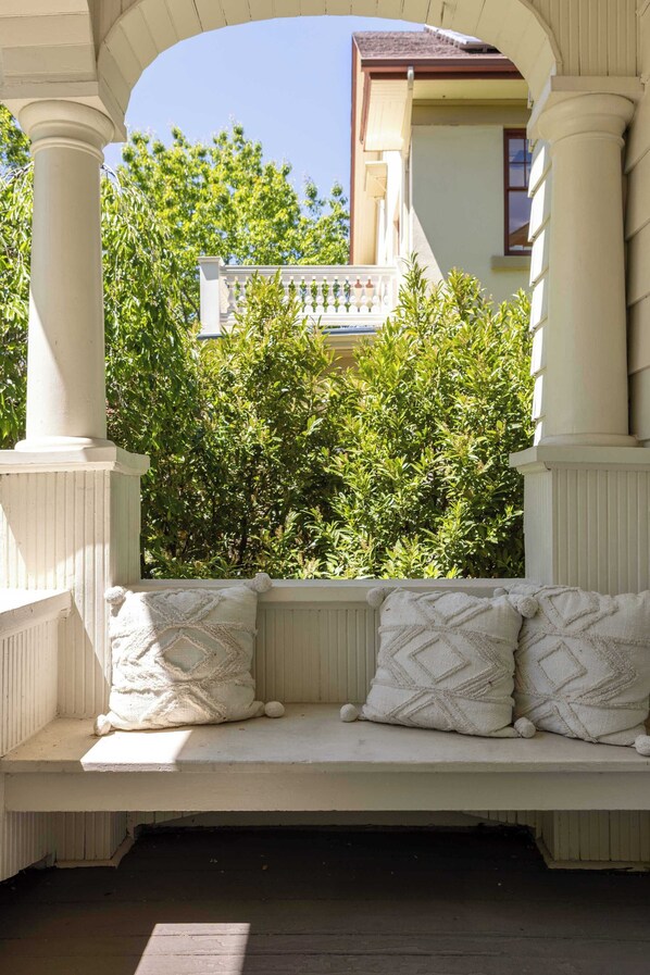 Property grounds - Historic Flat in Downtown Boise (Boise)