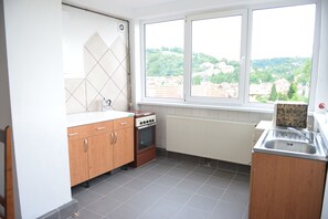 Microwave - --------------------- (Brașov)