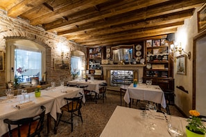 Food court - B&B Formigola (Dello)