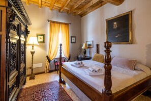 Formigola room | 1 bedroom, down comforters, individually furnished, desk