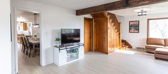 Quiet Farmhouse centrally located between Yellowstone and Jackson Hole and more