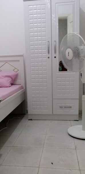 Room - Royce Youth Hostel L.L.C (Sharjah)