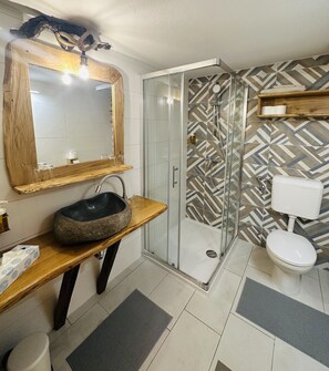 Familie suite | Badkamer