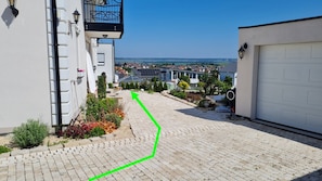 Property grounds - 1 Bedroom Apartment in Cleebronn (Cleebronn)