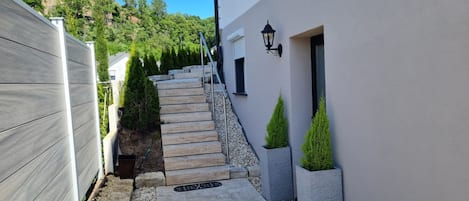 Enceinte de l’hébergement