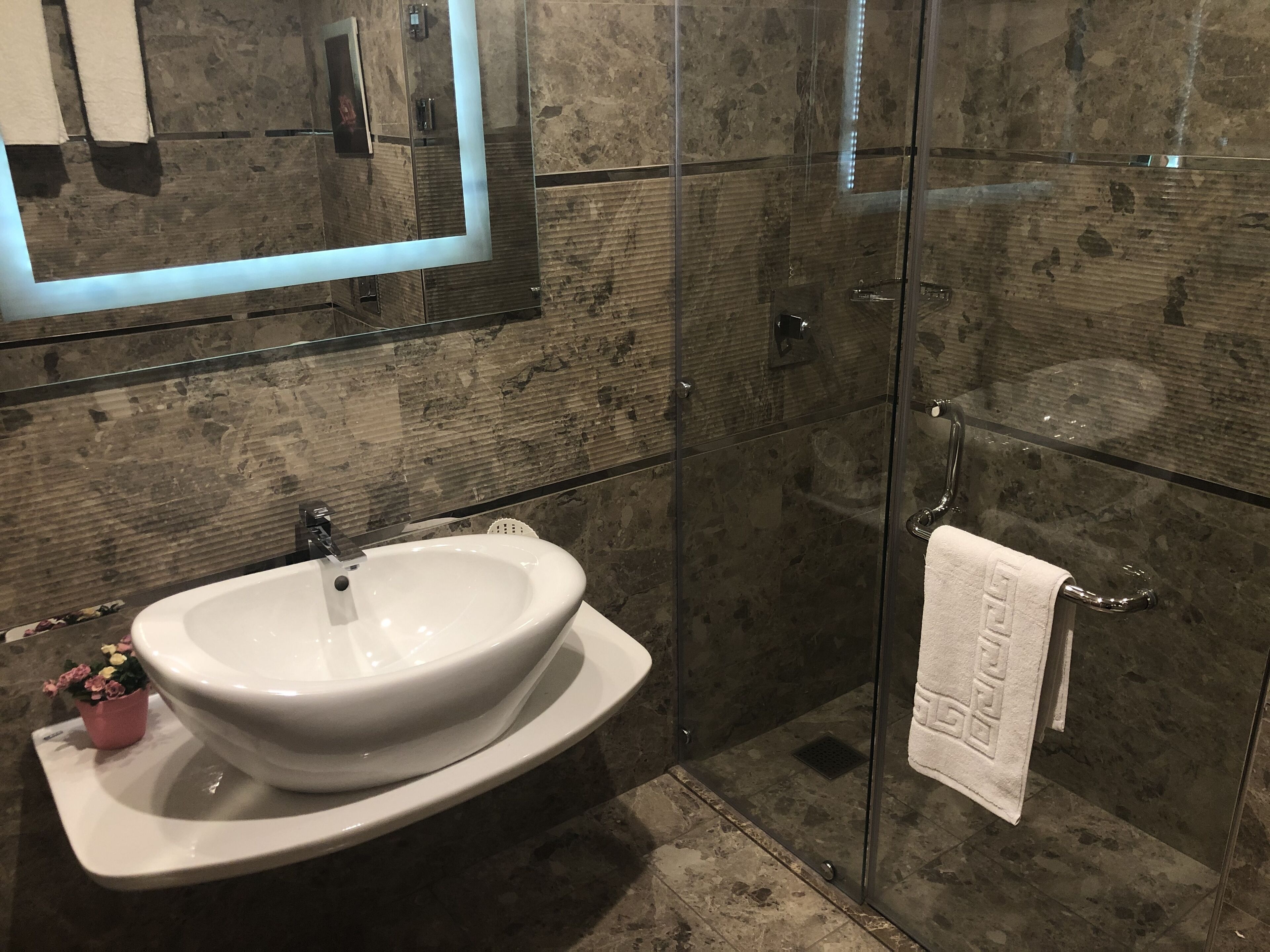 Photo - Santana Hotel