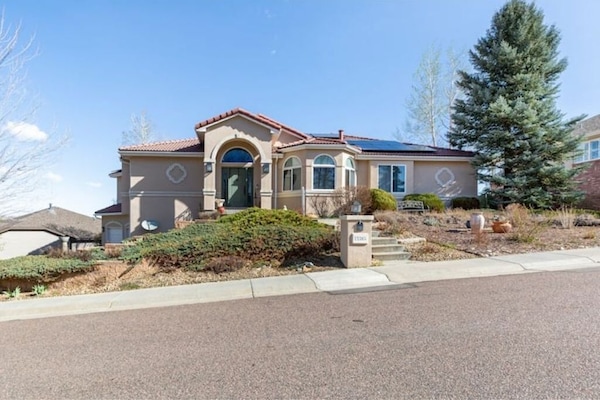 Street view when you pull up. The driveway is on the left side.