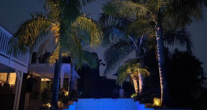 Thousand Oaks Pool Paradise—Private Home, Pool, & Free Heated Hot Tub!