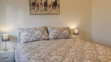2 bedrooms, free WiFi, bed sheets